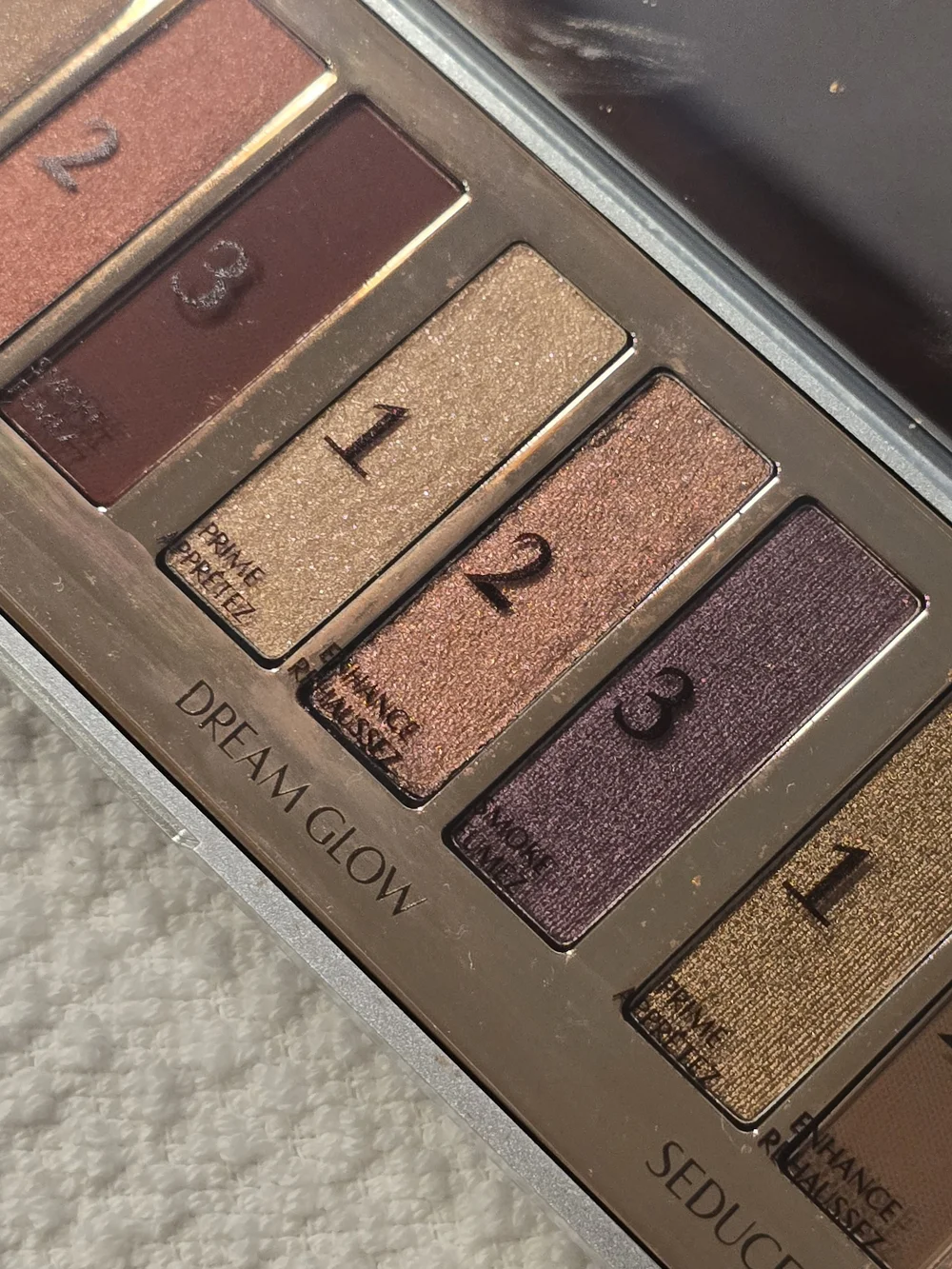 Charlotte Tilbury Bejeweled Eyes To Hypnotise Eyeshadow Palette